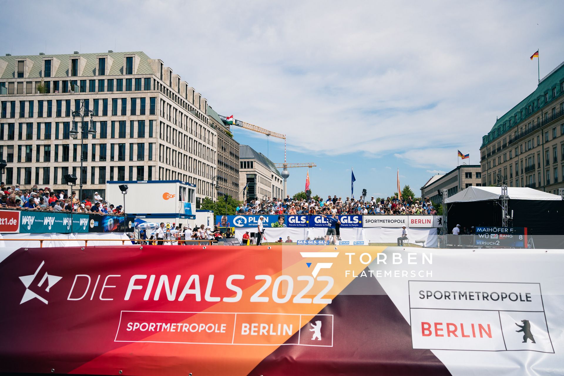 Eric Maihoefer (VfL Sindelfingen) beim Kugelstossen waehrend der deutschen Leichtathletik-Meisterschaften auf dem Pariser Platz am 24.06.2022 in Berlin